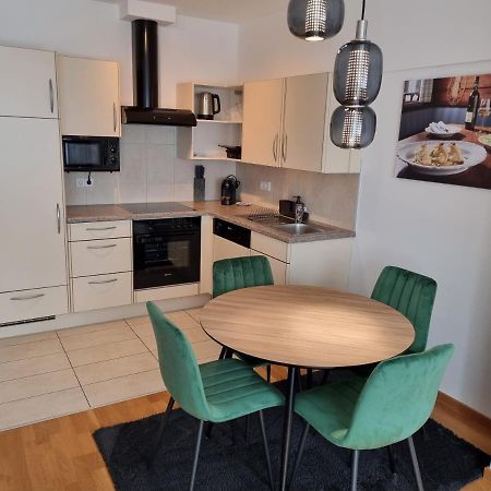 City Appartements Филлах Экстерьер фото